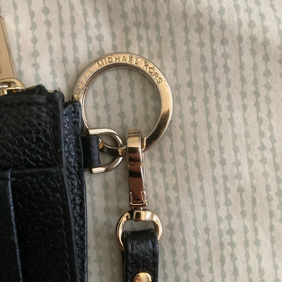 Michael Kors Leather Jet Black and Gold Small Coin Wallet Wristlet Purse - Picture 3 of 13